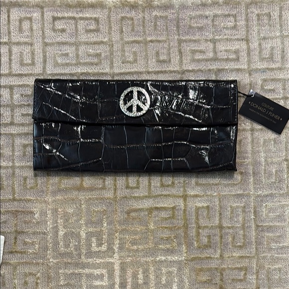 Donald Pliner Couture Brown Croc Embossed Clutch w Silver Hardware Peace Symbol - Picture 1 of 7